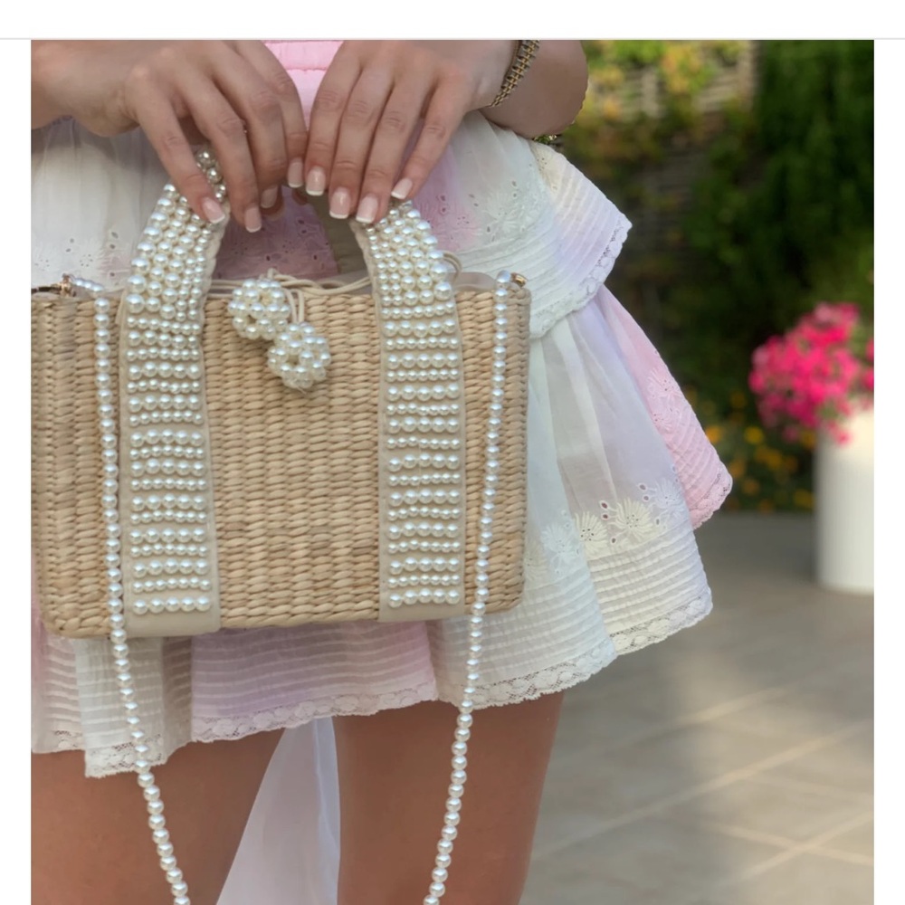 Elegant Pearl-Embellished Tan Woven Bag
